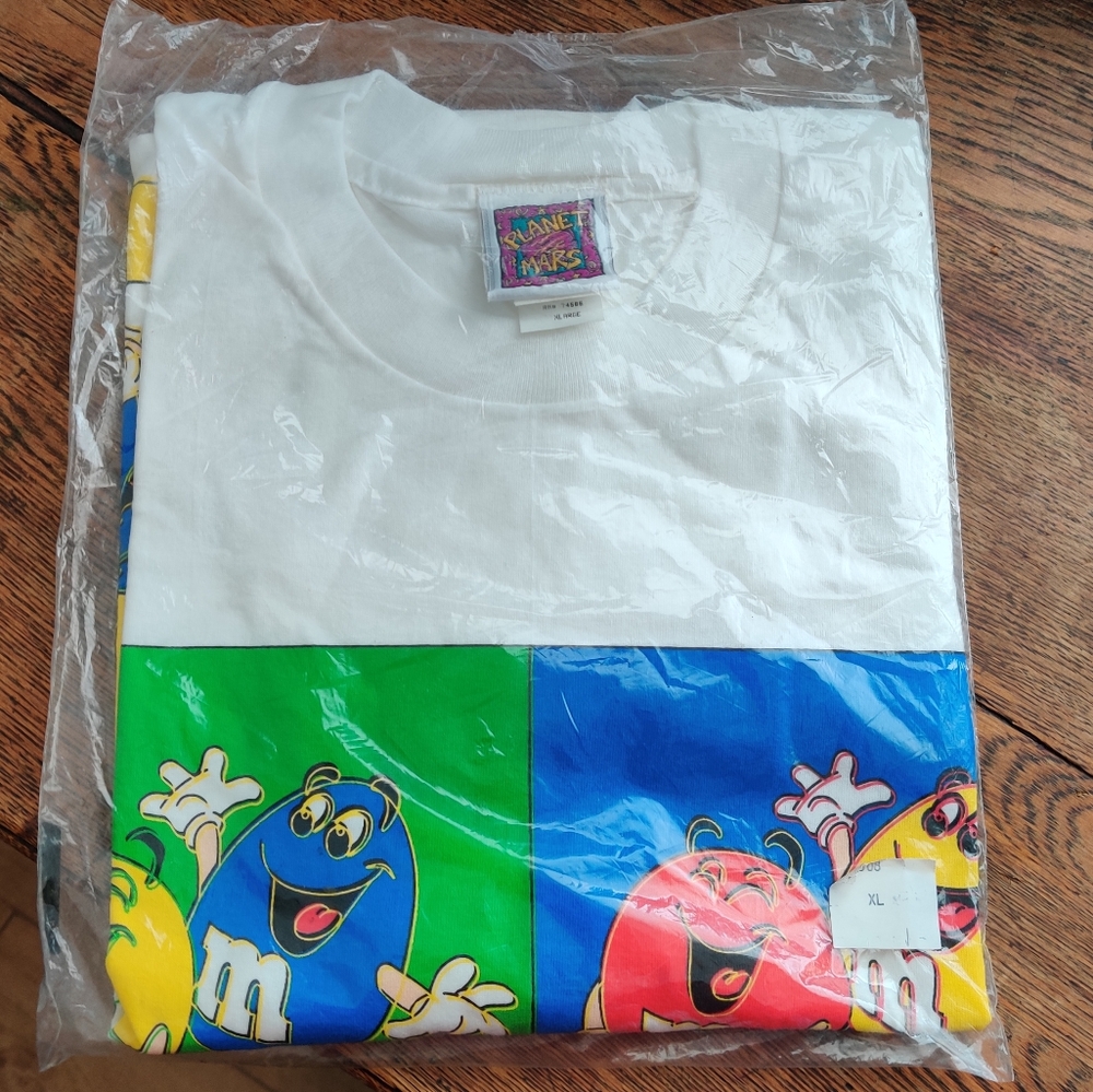 "Vintage" Planet Mars M&M T-shirt Size XL